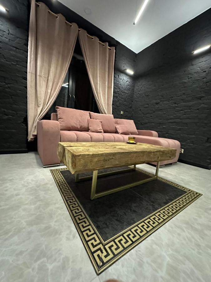 Darkhouse Versace Pink Łódź Buitenkant foto